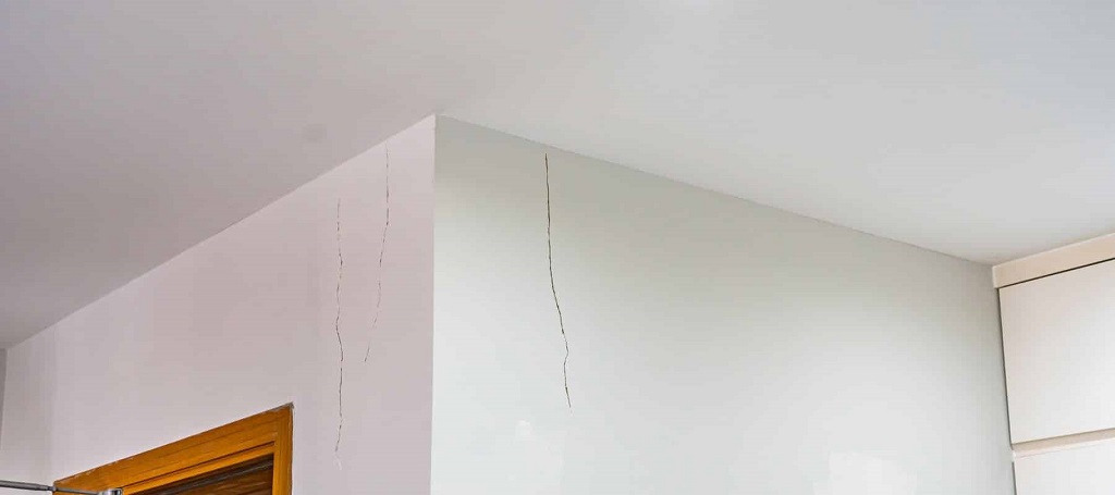 how to repair plaster ceiling cracks